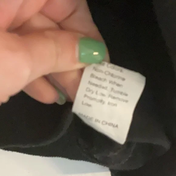 Sale! SHEIN Contrast Collar Letter Graphic Sweatshirt, Size S, Black/White - Picture 8 of 12